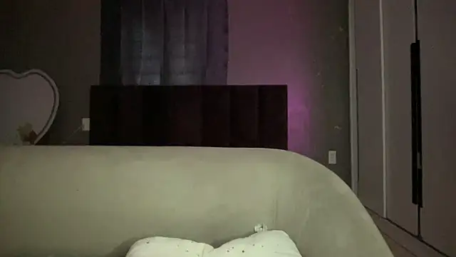 Min sara69 online show from 04/08/26, 03:50