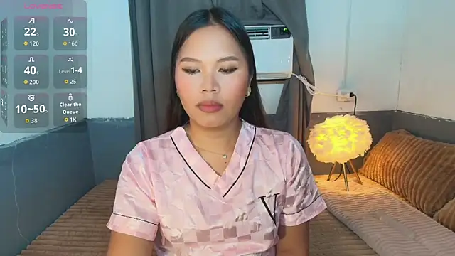 Snapshot of Nathalie_Lustx chatting on 06/16/26, 09:39 Nathalie Lustx online show from 06/16/26, 09:39