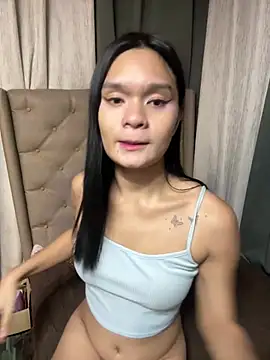 yourlovingperlita69 online show from 02/01/26, 04:27