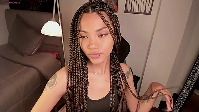 Nati     online show from 09/18/25, 03:19