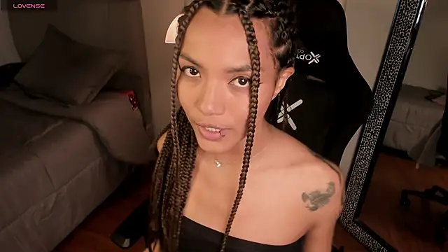 Nati     online show from 09/23/25, 04:48