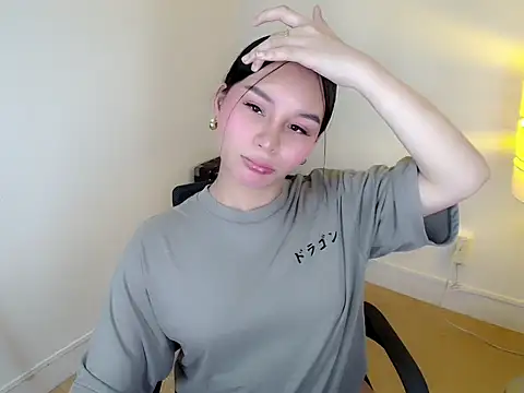 holly tabby online show from 01/05/26, 09:07