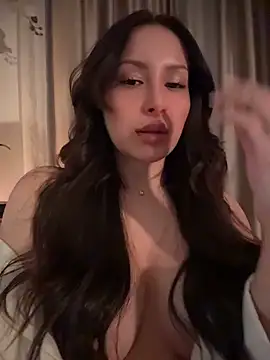 ArianaaSwift online show from 04/09/26, 07:41