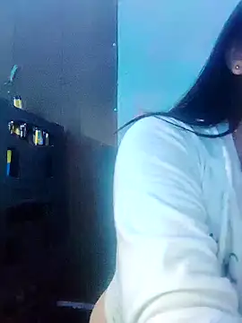 lunna 07 online show from 10/12/25, 11:59