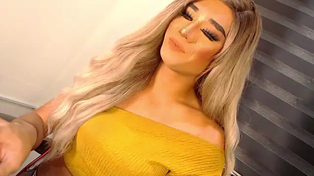 SissifyMeNow online show from 11/11/25, 01:27