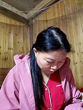 yoowwmr online show from 10/23/25, 12:10