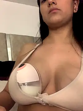 CamiJone online show from 11/24/25, 11:37