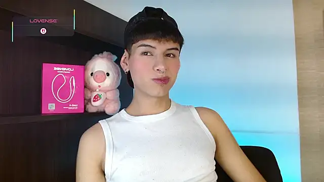 Ezra Storm online show from 11/09/25, 04:44