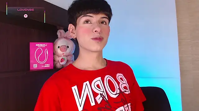 Ezra Storm online show from 11/26/25, 04:57