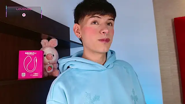 Ezra Storm online show from 11/30/25, 08:35