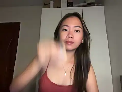 candycrushyyy online show from 12/17/25, 02:50