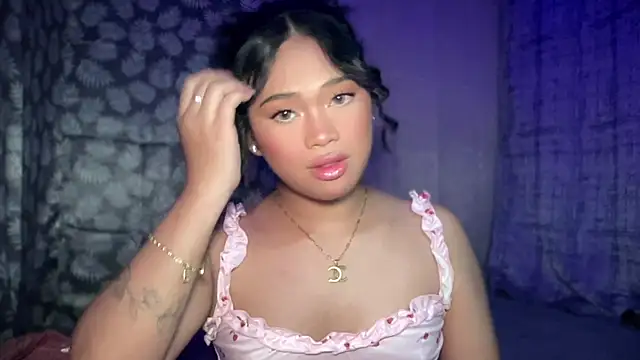 Exotic alyssa69 online show from 04/20/26, 05:37