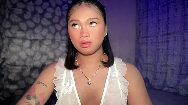 Exotic alyssa69 online show from 04/22/26, 06:20