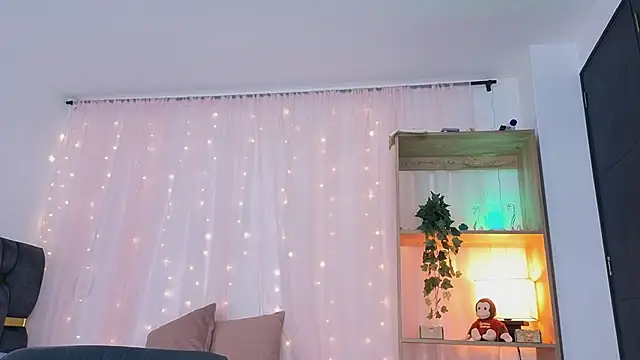 Snapshot of anitaglow chatting on 10/07/25, 02:58 anitaglow online show from 10/07/25, 02:58