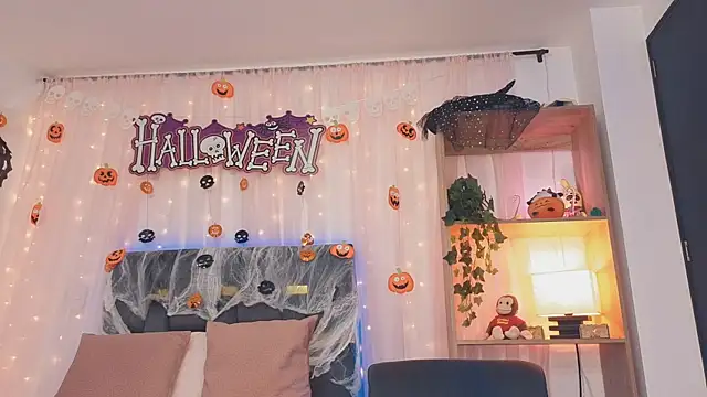 Snapshot of anitaglow chatting on 10/26/25, 07:42 anitaglow online show from 10/26/25, 07:42