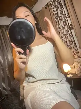 Snapshot of Lovely_Daugs chatting on 06/19/26, 12:20 Lovely Daugs online show from 06/19/26, 12:20