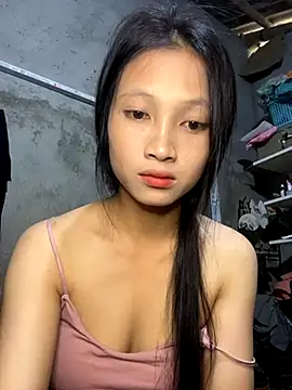 Snapshot of vyvy777 chatting on 09/26/25, 06:17 vyvy777 online show from 09/26/25, 06:17