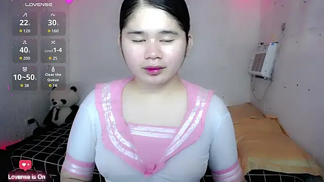 Snapshot of skinnygirl_69 chatting on 06/05/26, 04:41 skinnygirl 69 online show from 06/05/26, 04:41