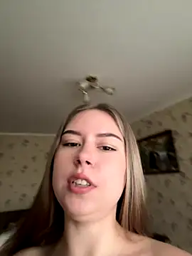 Tomyris yuki online show from 12/16/25, 11:04