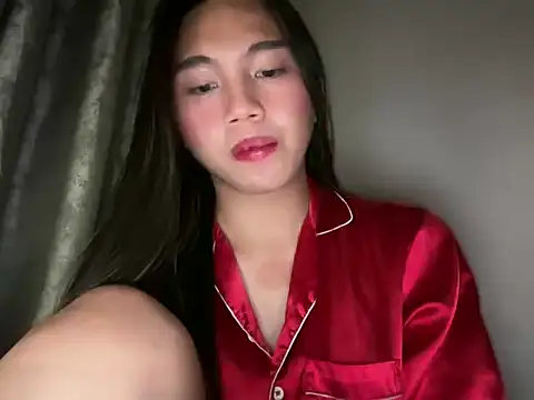 kat mire online show from 04/23/26, 06:43