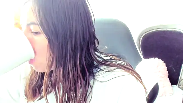 ADHARAMILLER  1111 online show from 04/22/26, 07:48