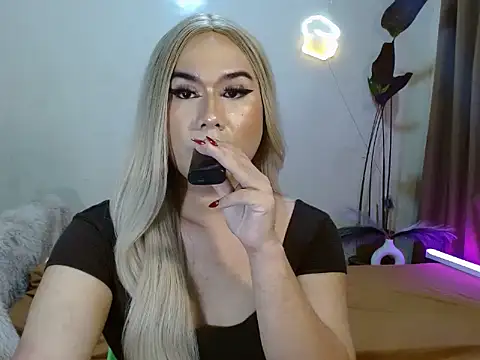 longoria crawford online show from 09/19/25, 06:19