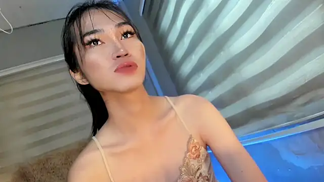 Snapshot of lovelychanel69xx chatting on 09/11/25, 11:27 lovelychanel69xx online show from 09/11/25, 11:27