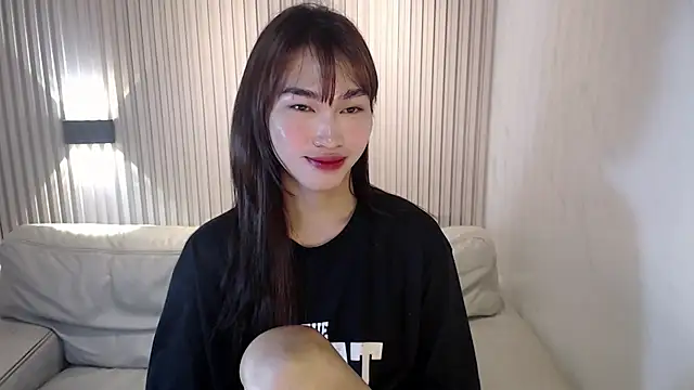 lovelychanel69xx online show from 12/18/25, 01:22