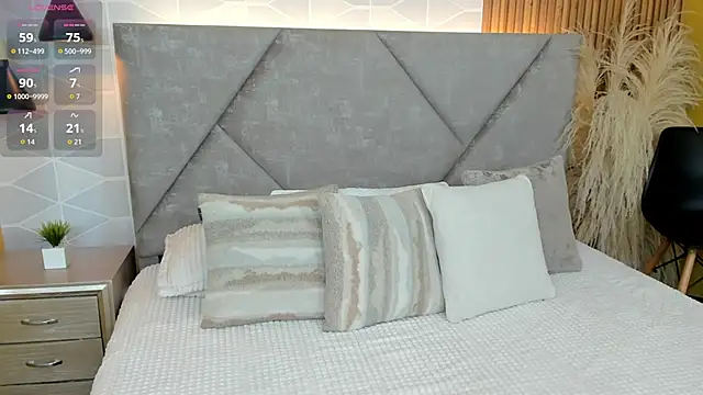 Jade Whisper online show from 11/23/25, 01:27