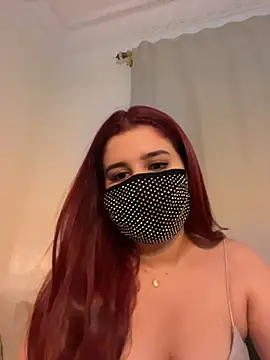 Snapshot of kamy55 chatting on 05/27/26, 04:37 kamy55 online show from 05/27/26, 04:37