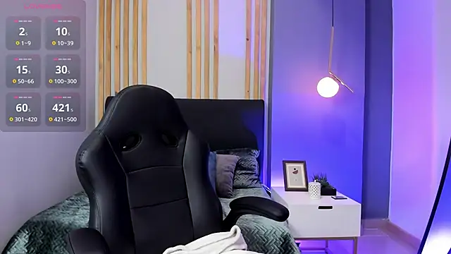 ivy collins  online show from 10/10/25, 09:47