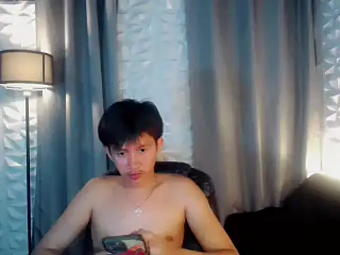 Snapshot of prince_elaijah chatting on 02/04/26, 08:42 prince elaijah online show from 02/04/26, 08:42