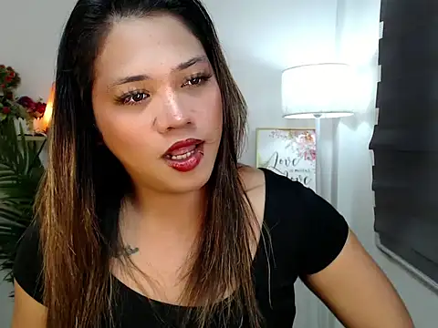 Snapshot of scarlett_brownx69 chatting on 10/06/25, 11:40 scarlett brownx69 online show from 10/06/25, 11:40