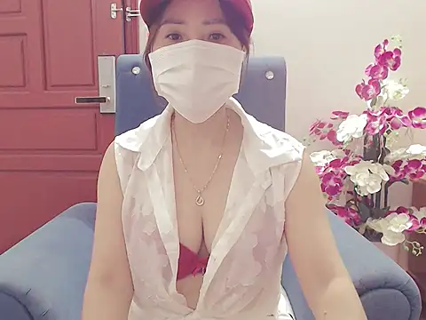 Snapshot of ruby_8x chatting on 11/01/25, 11:23 ruby 8x online show from 11/01/25, 11:23