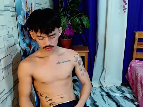 urhunky boy online show from 07/23/26, 03:37