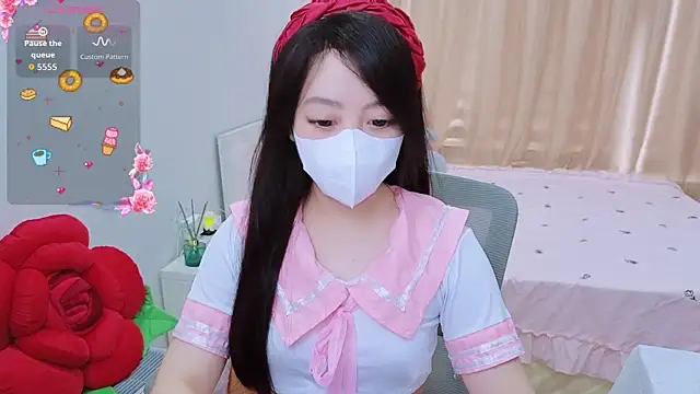 -MinaYoung- online show from 10/14/25, 08:04