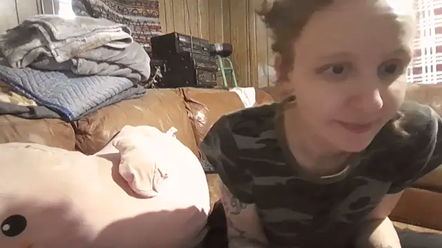 Snapshot of meateater74553 chatting on 06/07/26, 05:06 meateater74553 online show from 06/07/26, 05:06