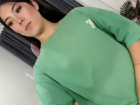 sexygoddess2999 online show from 10/31/25, 12:00