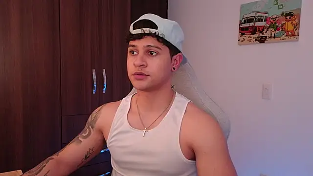 domsantiago  online show from 09/20/25, 02:01