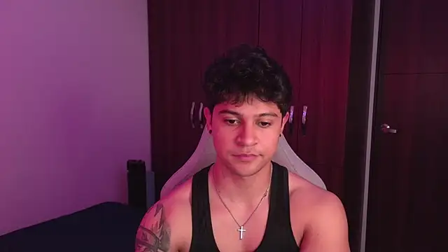 domsantiago  online show from 10/02/25, 02:07