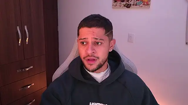 domsantiago  online show from 02/18/26, 03:57