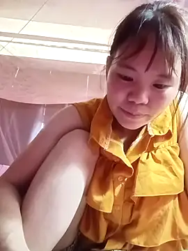Nguyet135 online show from 04/17/26, 03:31