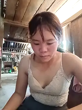 Nguyet135 online show from 04/21/26, 03:02