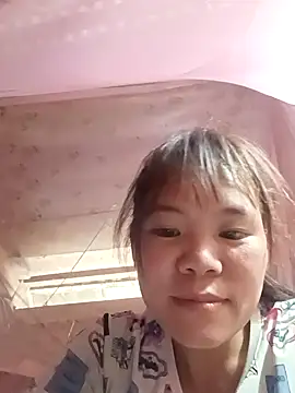 Nguyet135 online show from 04/24/26, 04:48