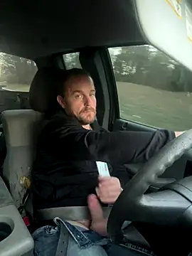 Snapshot of Bar_110221 chatting on 12/16/25, 12:43 Bar 110221 online show from 12/16/25, 12:43