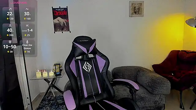 Snapshot of Maximiliano_scoott__ chatting on 11/18/25, 05:39 Maximiliano scoott online show from 11/18/25, 05:39