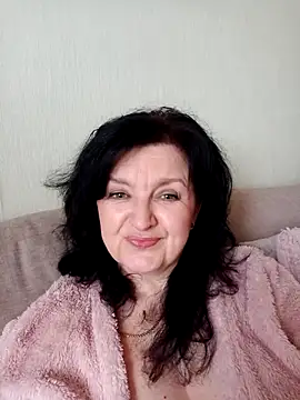 Snapshot of MilaSky4701 chatting on 04/02/26, 02:04 MilaSky4701 online show from 04/02/26, 02:04
