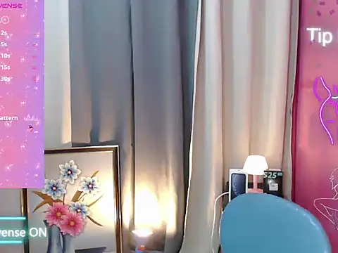 Snapshot of Lovelyariah chatting on 10/26/25, 11:53 Lovelyariah online show from 10/26/25, 11:53