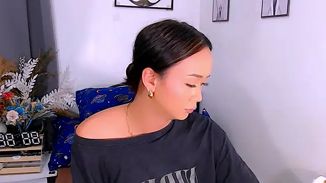 Zialustts online show from 02/02/26, 04:17