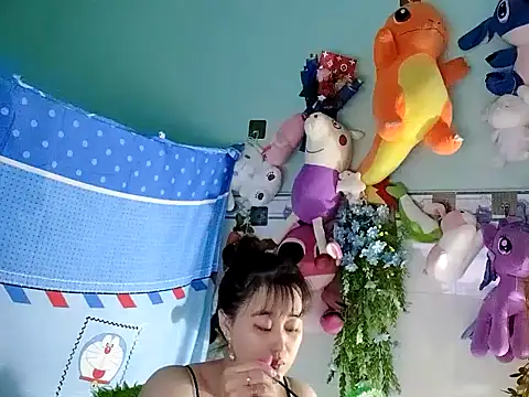 emgaixinhngoan online show from 10/25/25, 03:03